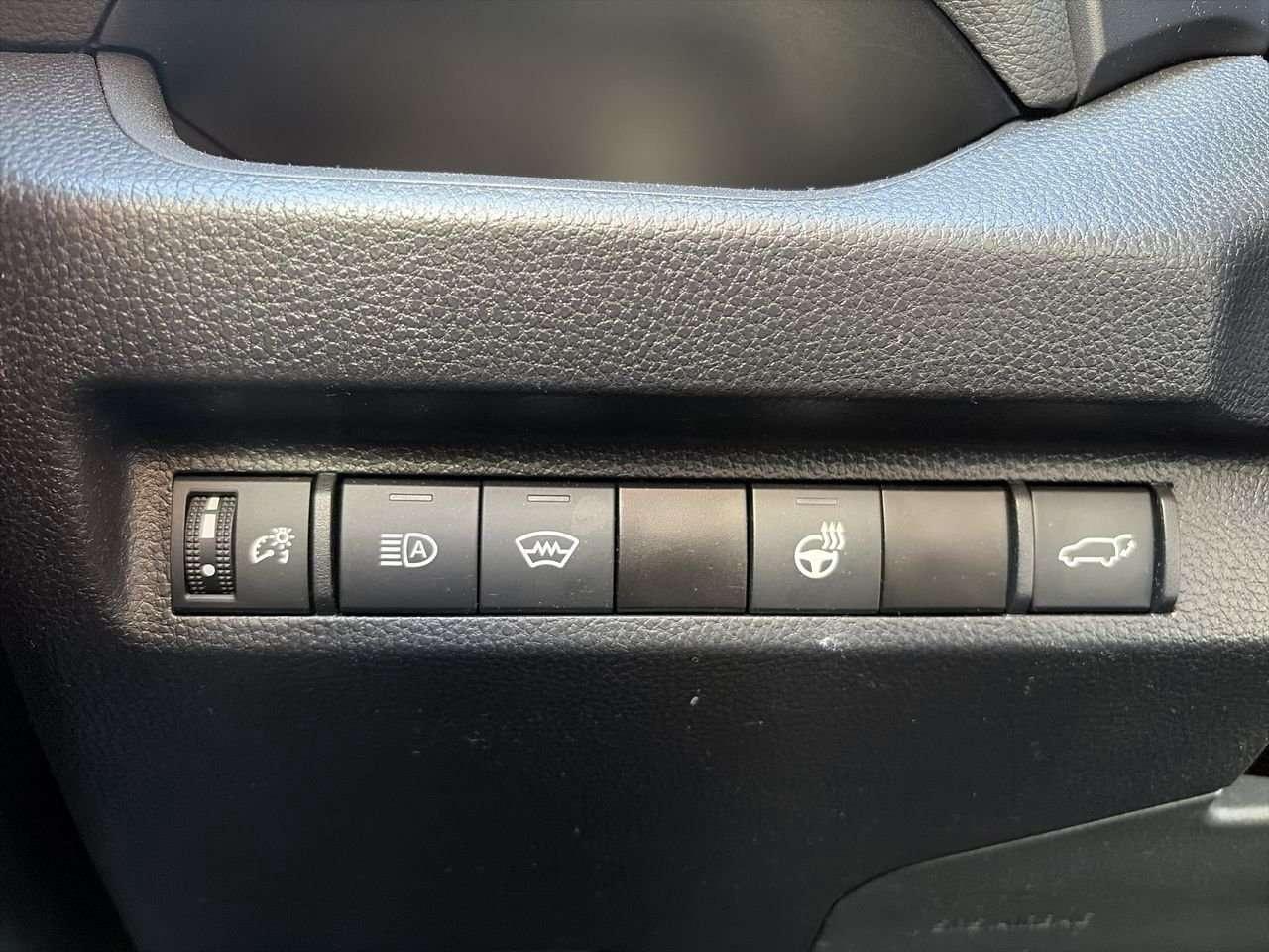 2025 Toyota RAV4 XLE AWD Premium Pkg FINANCED PRICE ADVERTISED   SOFTEX LEATHER   WIRELESS CARPLAY/ANDROID AUTO   HEAT STEER   SUNROOF Photo