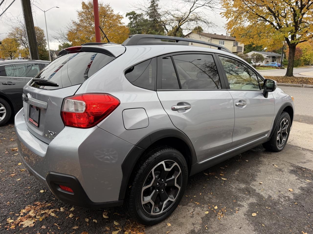 2014 Subaru XV Crosstrek 2.0i Limited Photo3