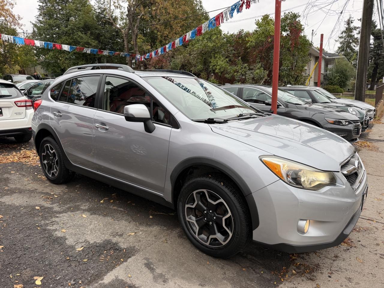 2014 Subaru XV Crosstrek 2.0i Limited Photo2