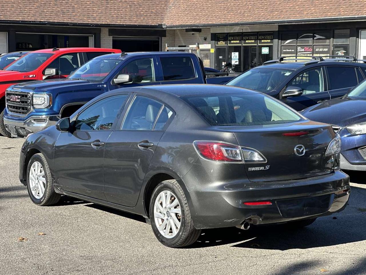 2013 Mazda 3 GS-L Photo