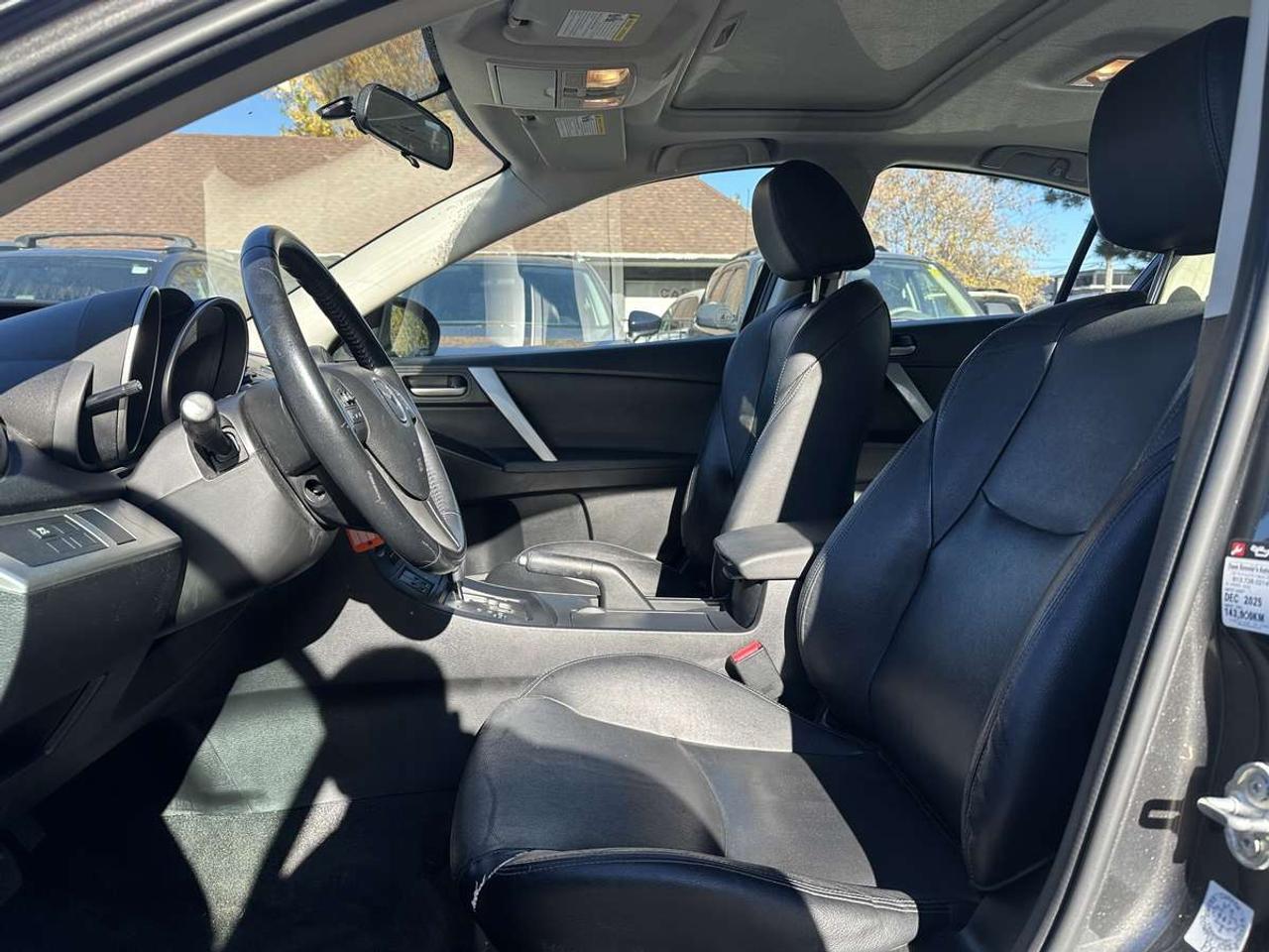 2013 Mazda 3 GS-L Photo