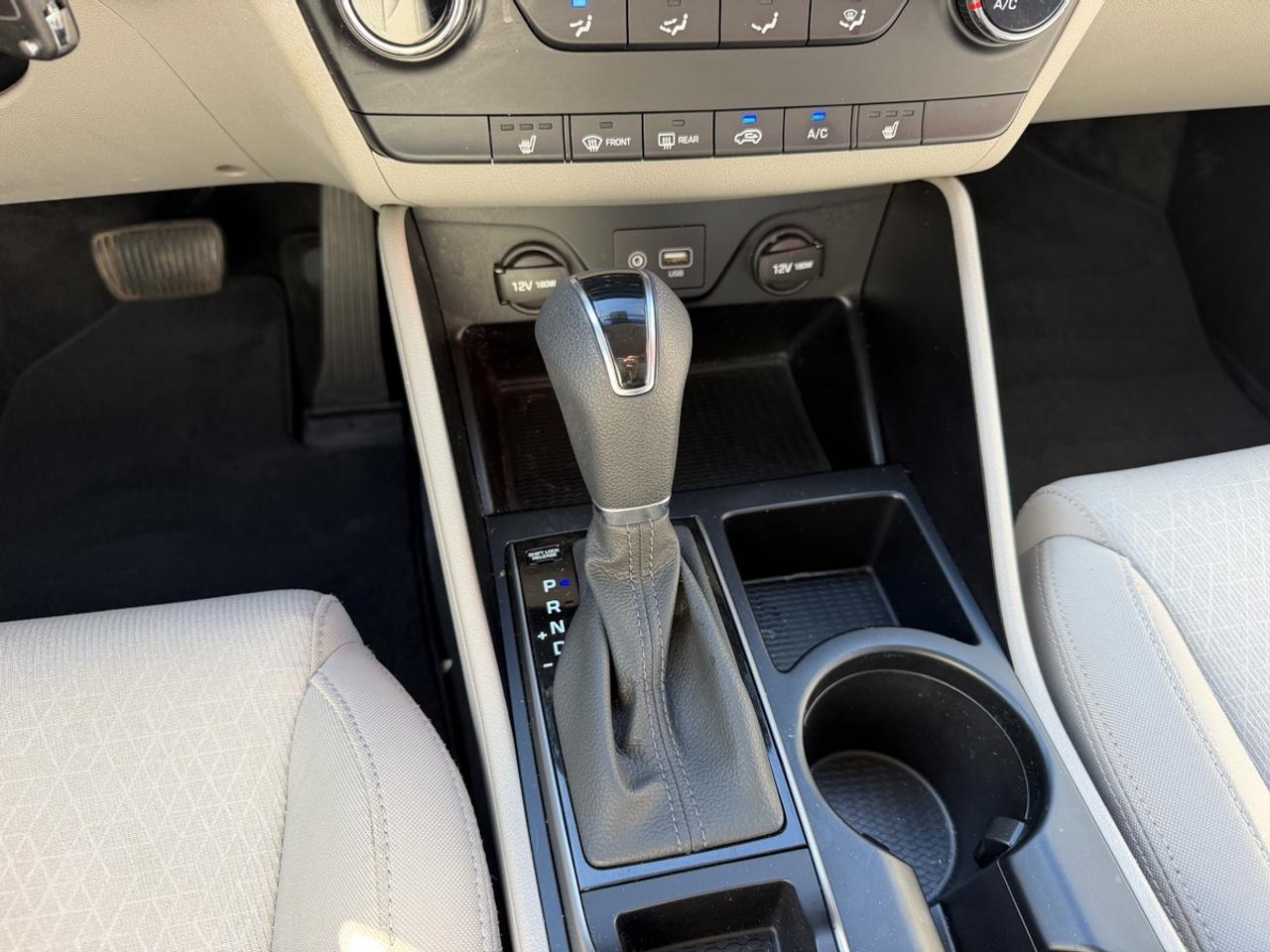 2016 Hyundai Tucson 2.0L Photo