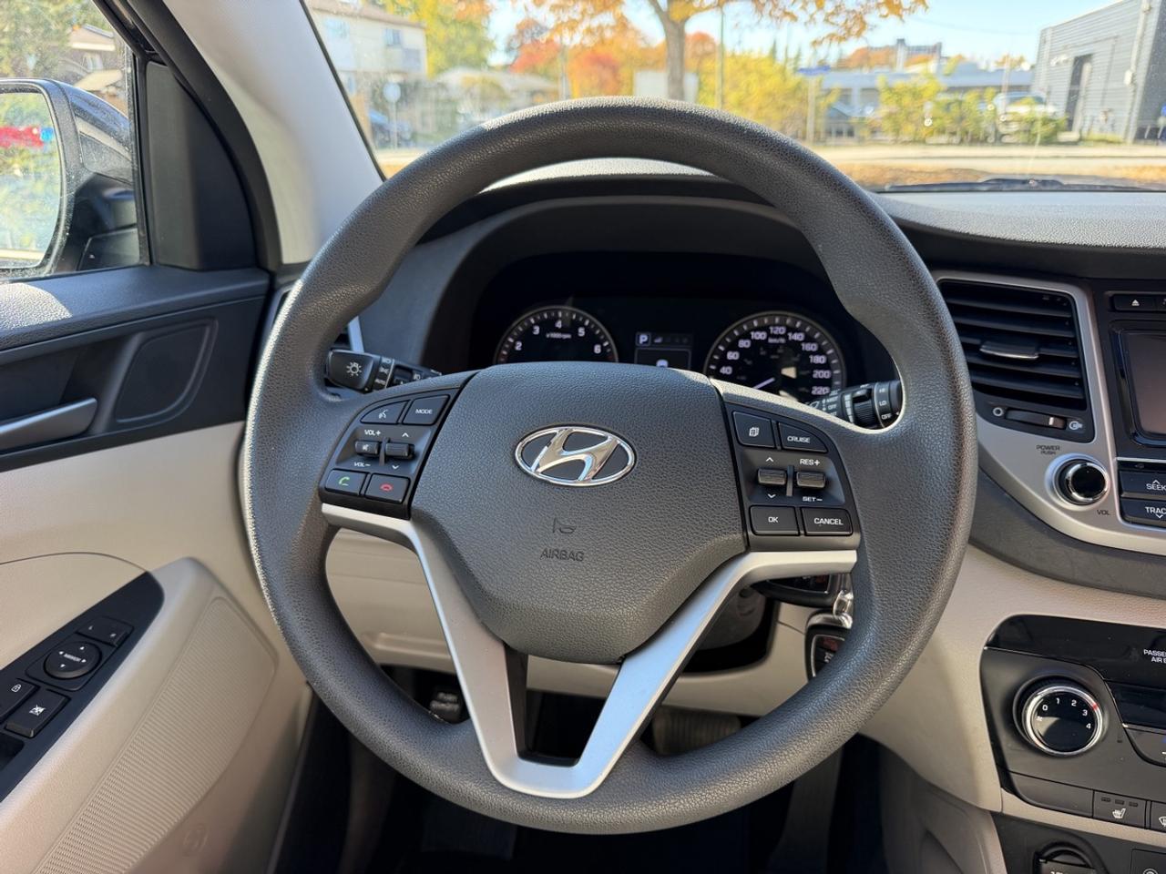 2016 Hyundai Tucson 2.0L Photo