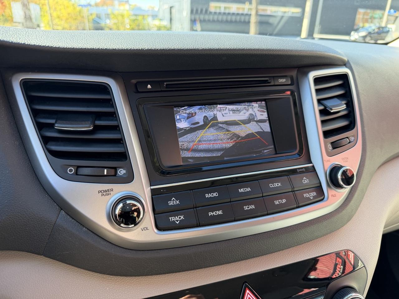 2016 Hyundai Tucson 2.0L Photo