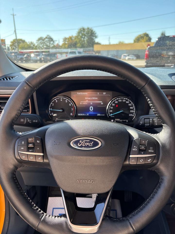 2022 Ford Maverick Lariat Photo
