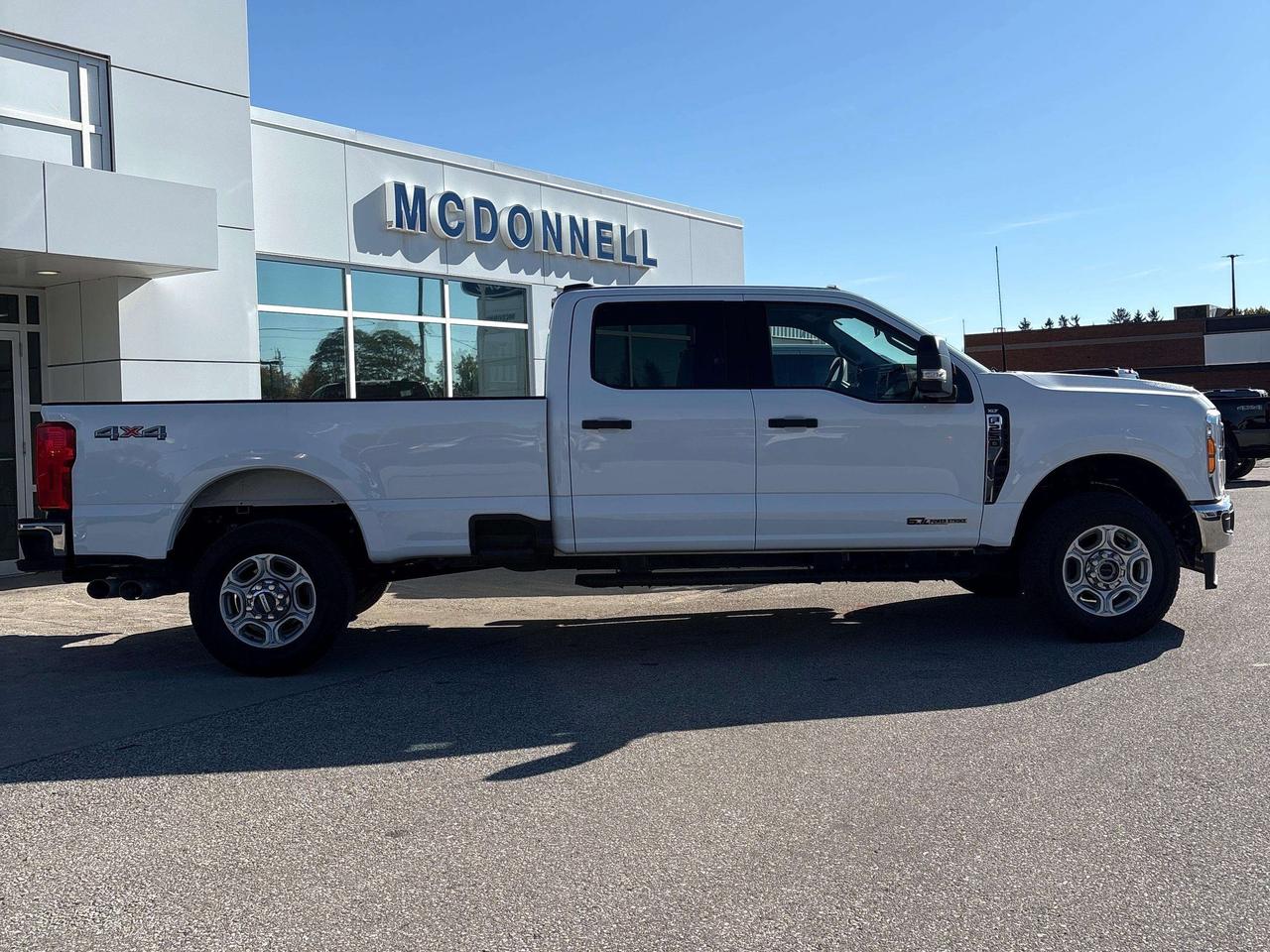 2025 Ford F-250 XLT Photo