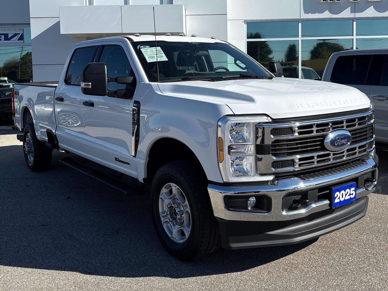 2025 Ford F-250 XLT Photo0