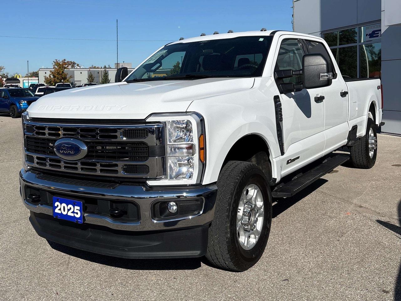 2025 Ford F-250 XLT Photo3