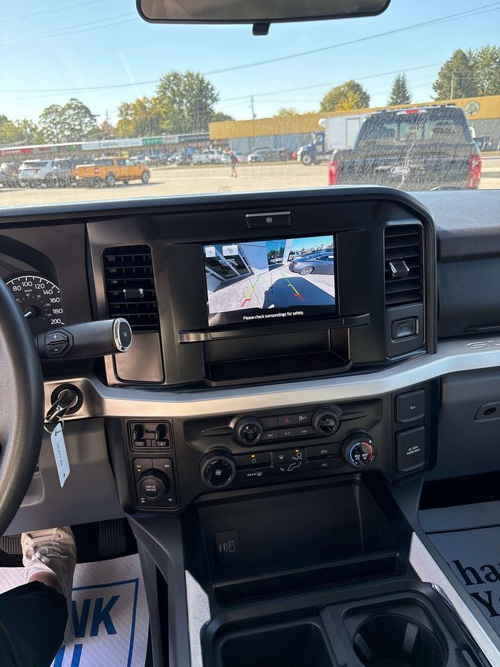 2025 Ford F-250 XLT Photo