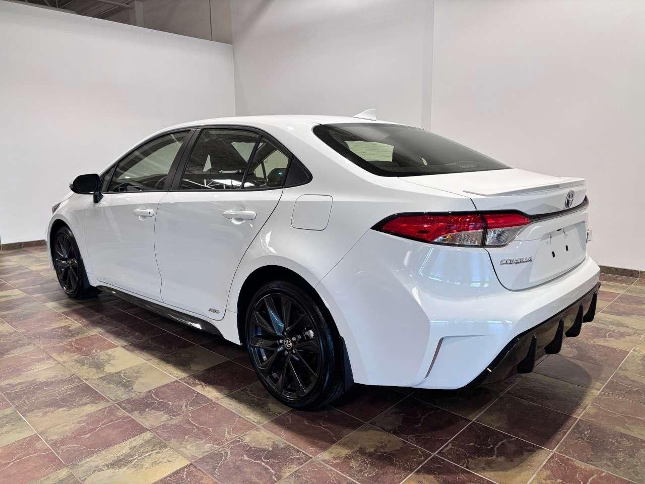 2024 Toyota Corolla Hybrid SE CVT AWD Photo