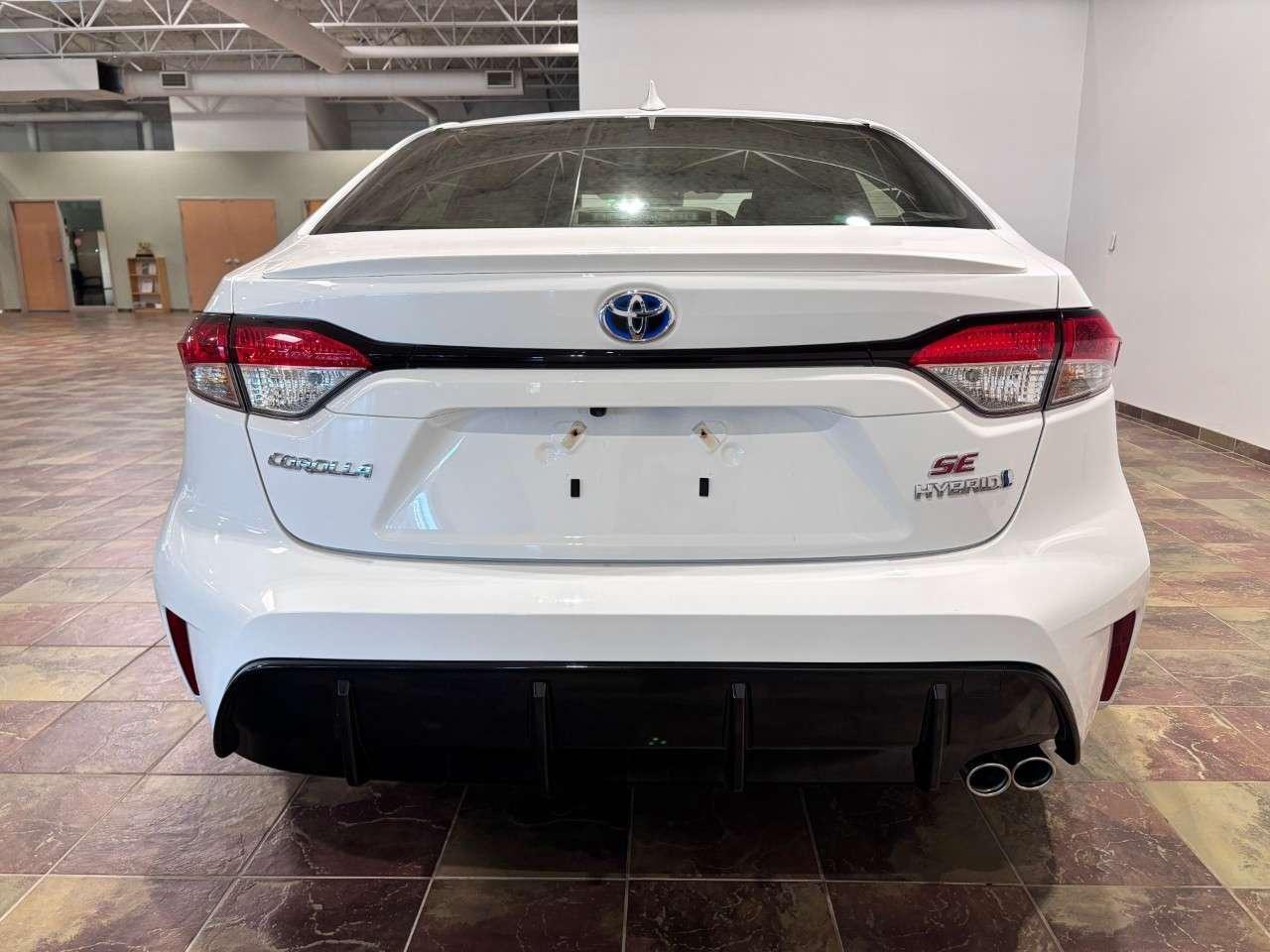 2024 Toyota Corolla Hybrid SE CVT AWD Photo