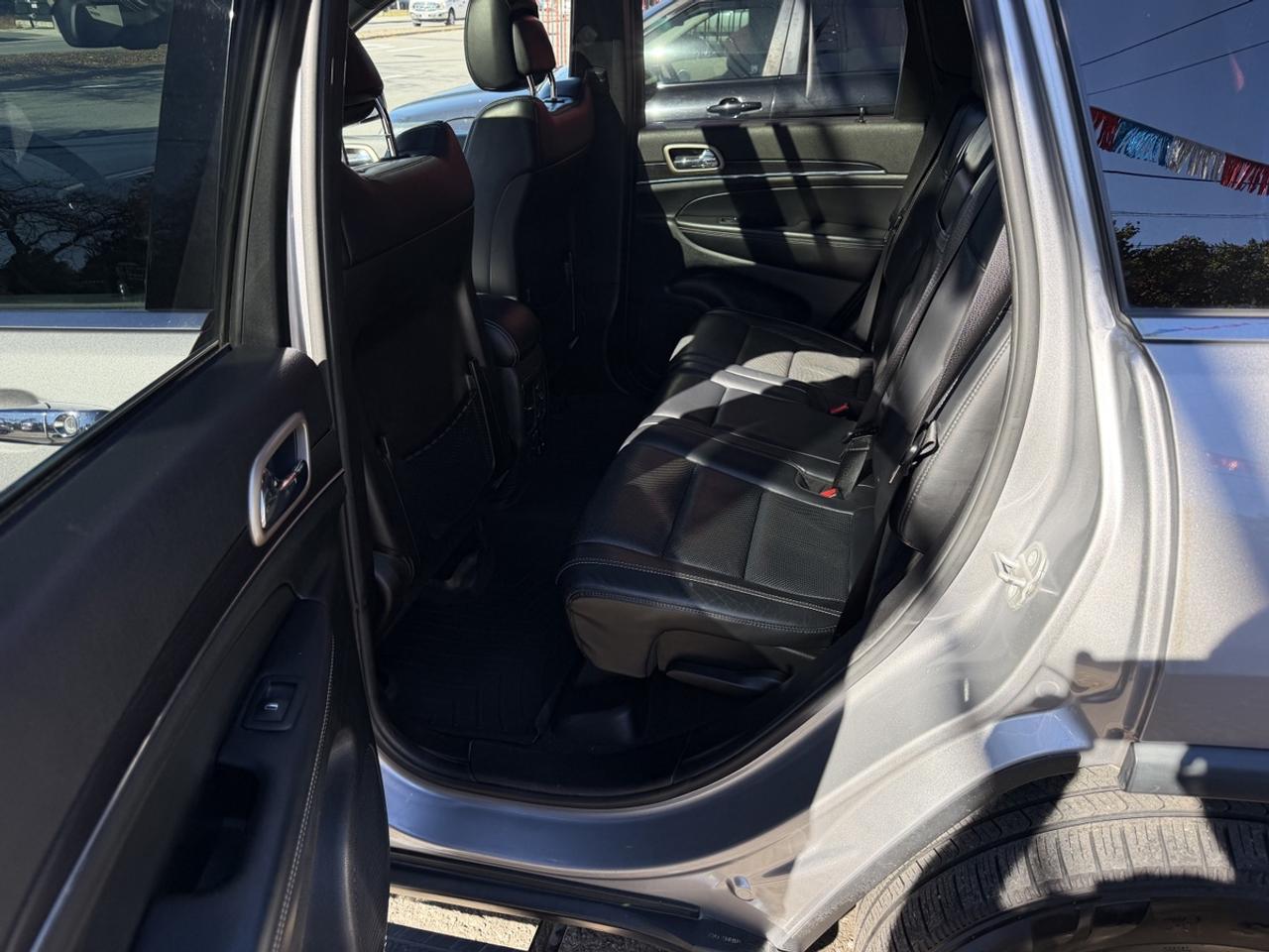 2014 Jeep Grand Cherokee Limited 4X4 DIESEL Photo