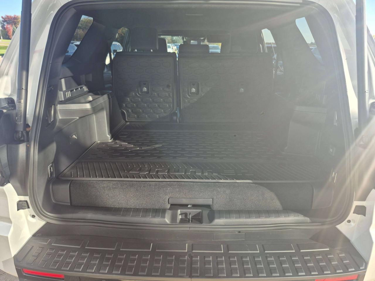 2026 Toyota 4Runner Hybrid Platinum Photo