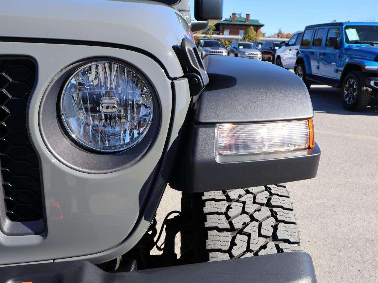 2023 Jeep Gladiator Mojave Photo