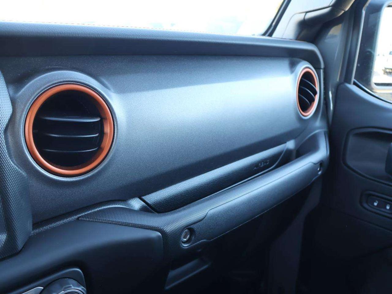 2023 Jeep Gladiator Mojave Photo
