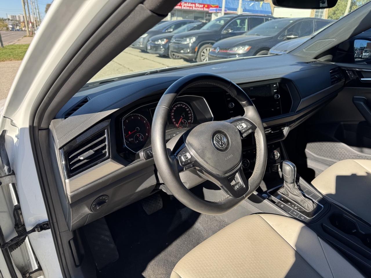2020 Volkswagen Jetta HI-LINE R-LINE Photo