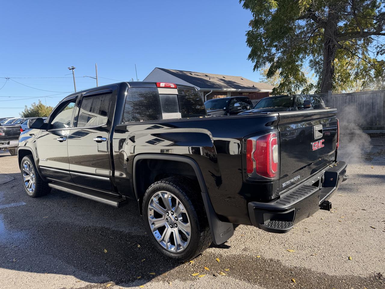 2017 GMC Sierra 1500 Denali Photo4