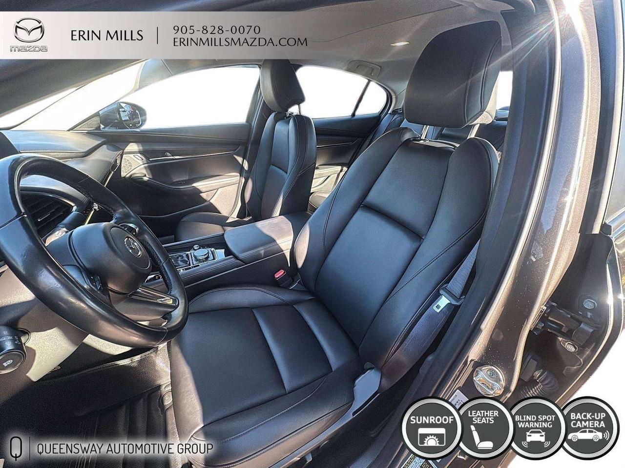 2024 Mazda 3 GS LOW KMS // ONE OWNER Photo