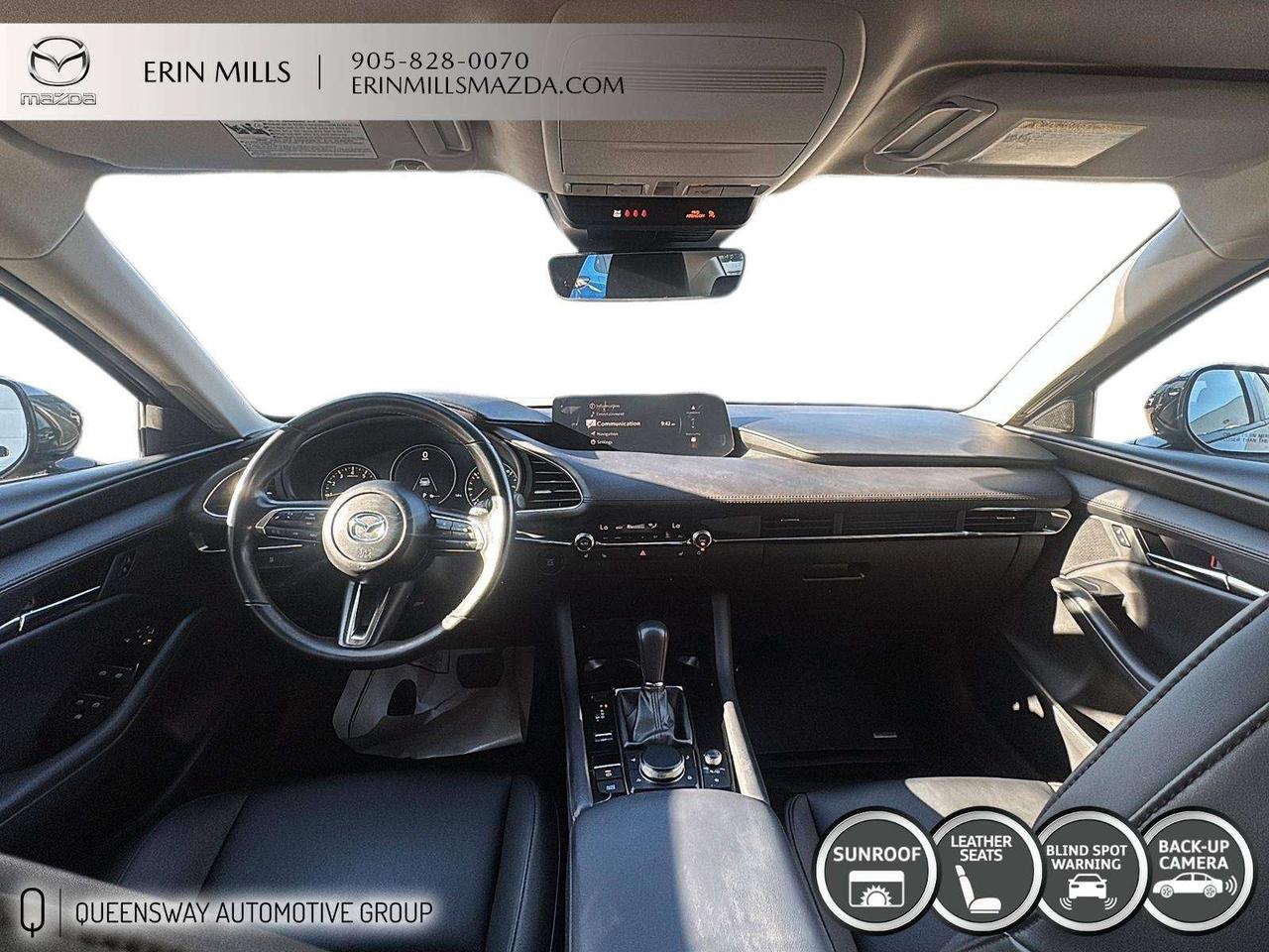 2024 Mazda 3 GS LOW KMS // ONE OWNER Photo