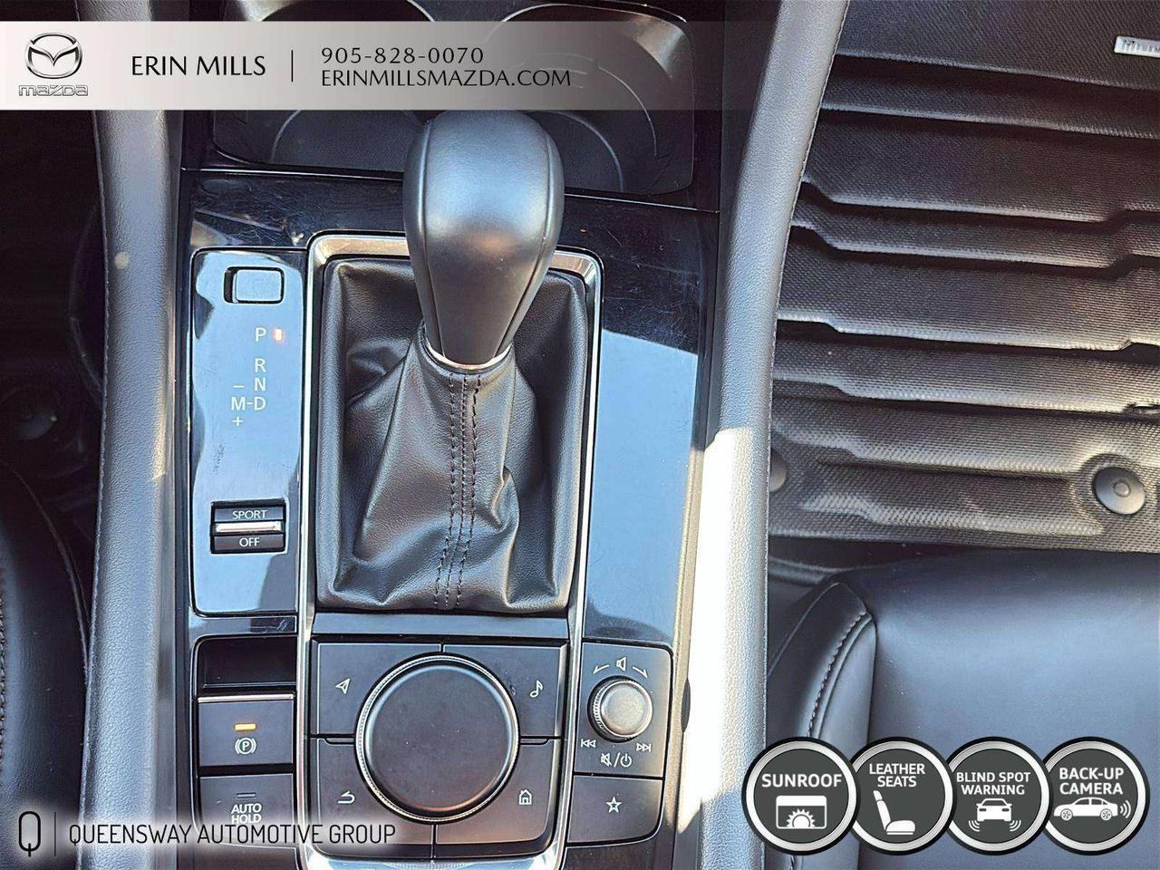 2024 Mazda 3 GS LOW KMS // ONE OWNER Photo
