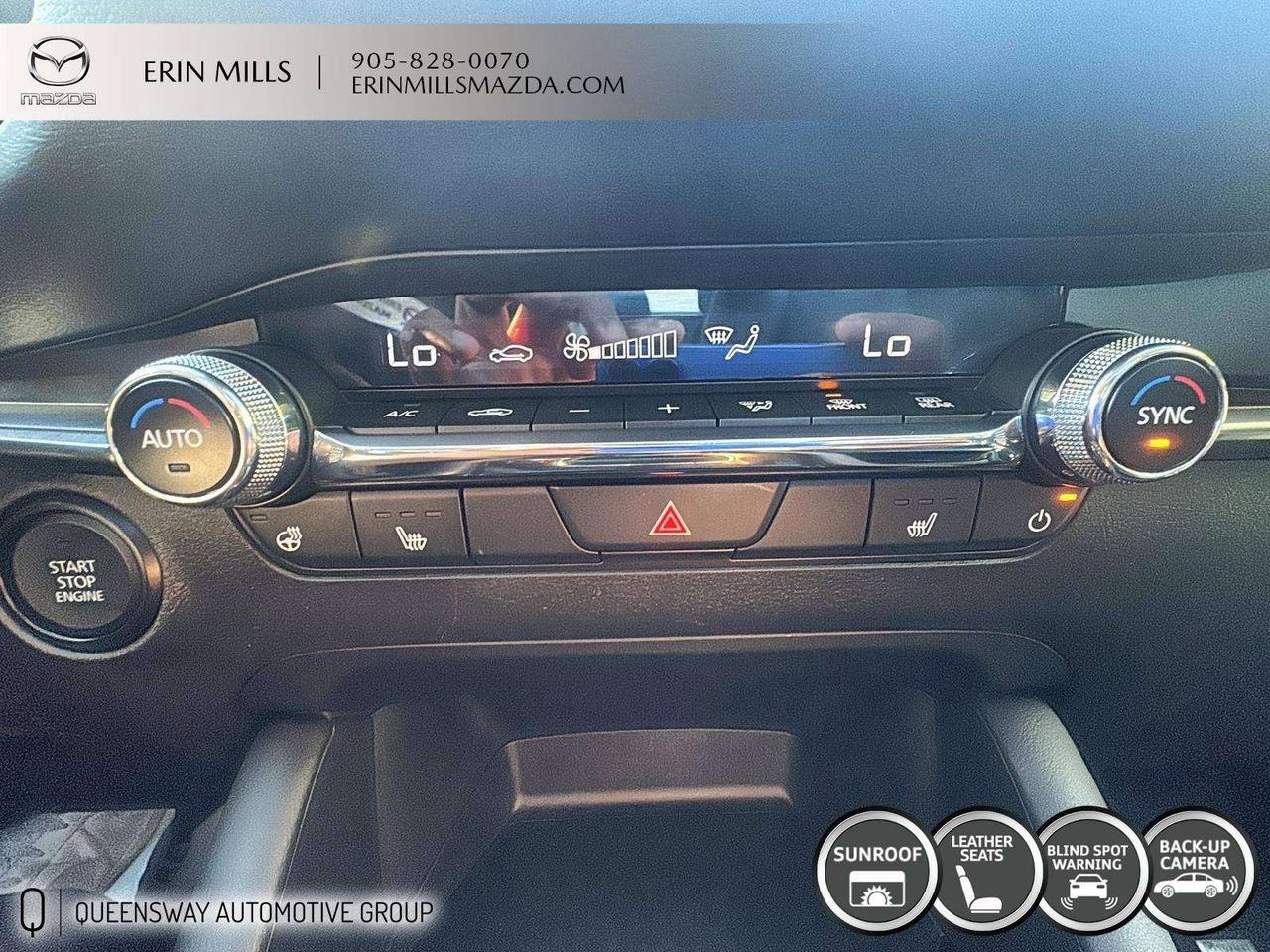 2024 Mazda 3 GS LOW KMS // ONE OWNER Photo