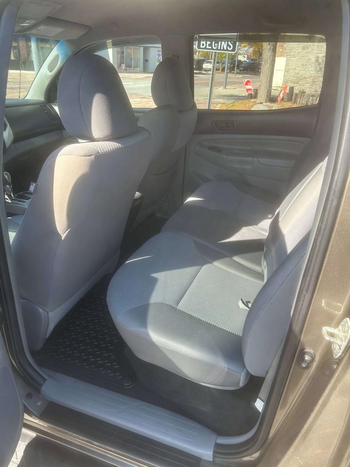 2012 Toyota Tacoma  Photo