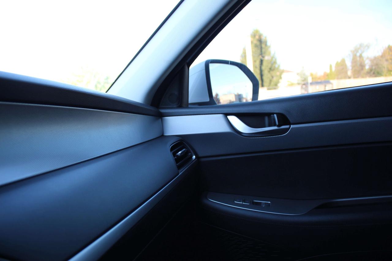 2021 Hyundai PALISADE Essential Photo