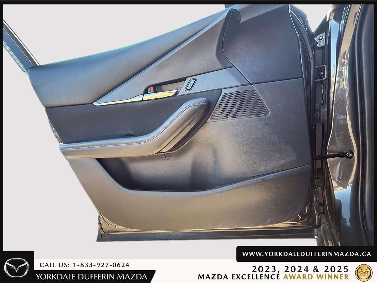 2023 Mazda CX-30 GS Photo