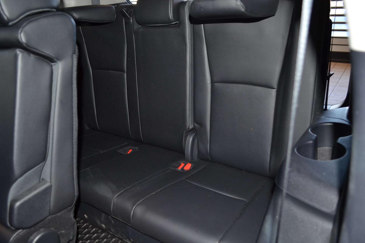 2024 Toyota Highlander XLE Photo