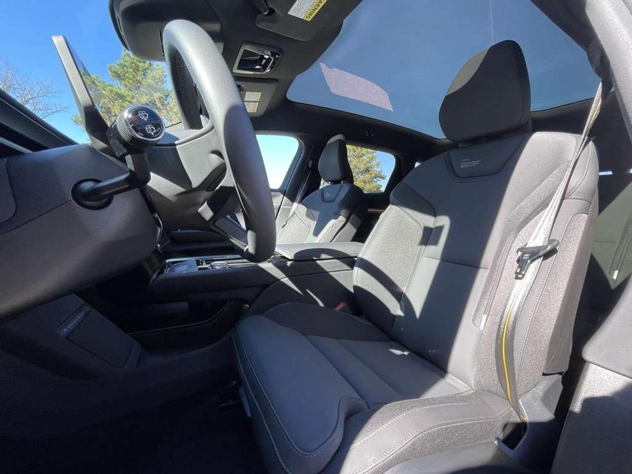 2025 Polestar 3 Long Range Dual Motor AWD   Clean! Low Mileage! Photo