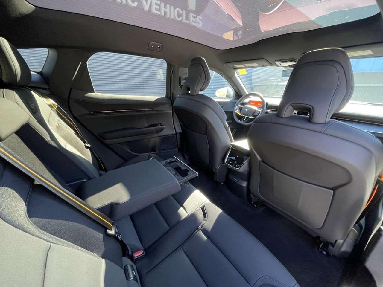 2025 Polestar 3 Long Range Dual Motor AWD   Clean! Low Mileage! Photo