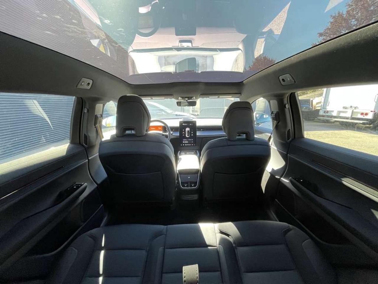 2025 Polestar 3 Long Range Dual Motor AWD   Clean! Low Mileage! Photo