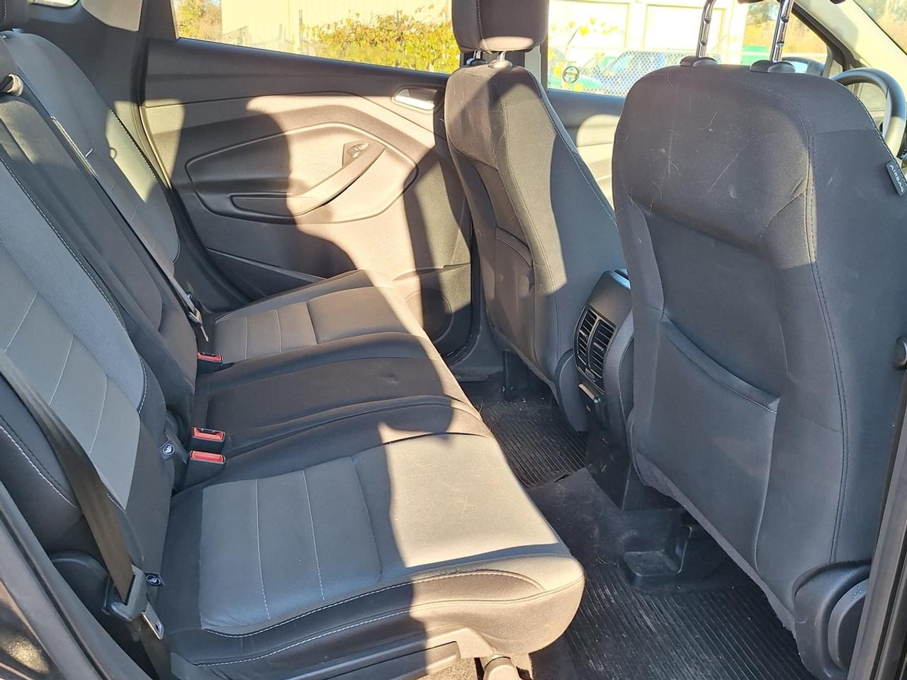 2015 Ford Escape SE Photo