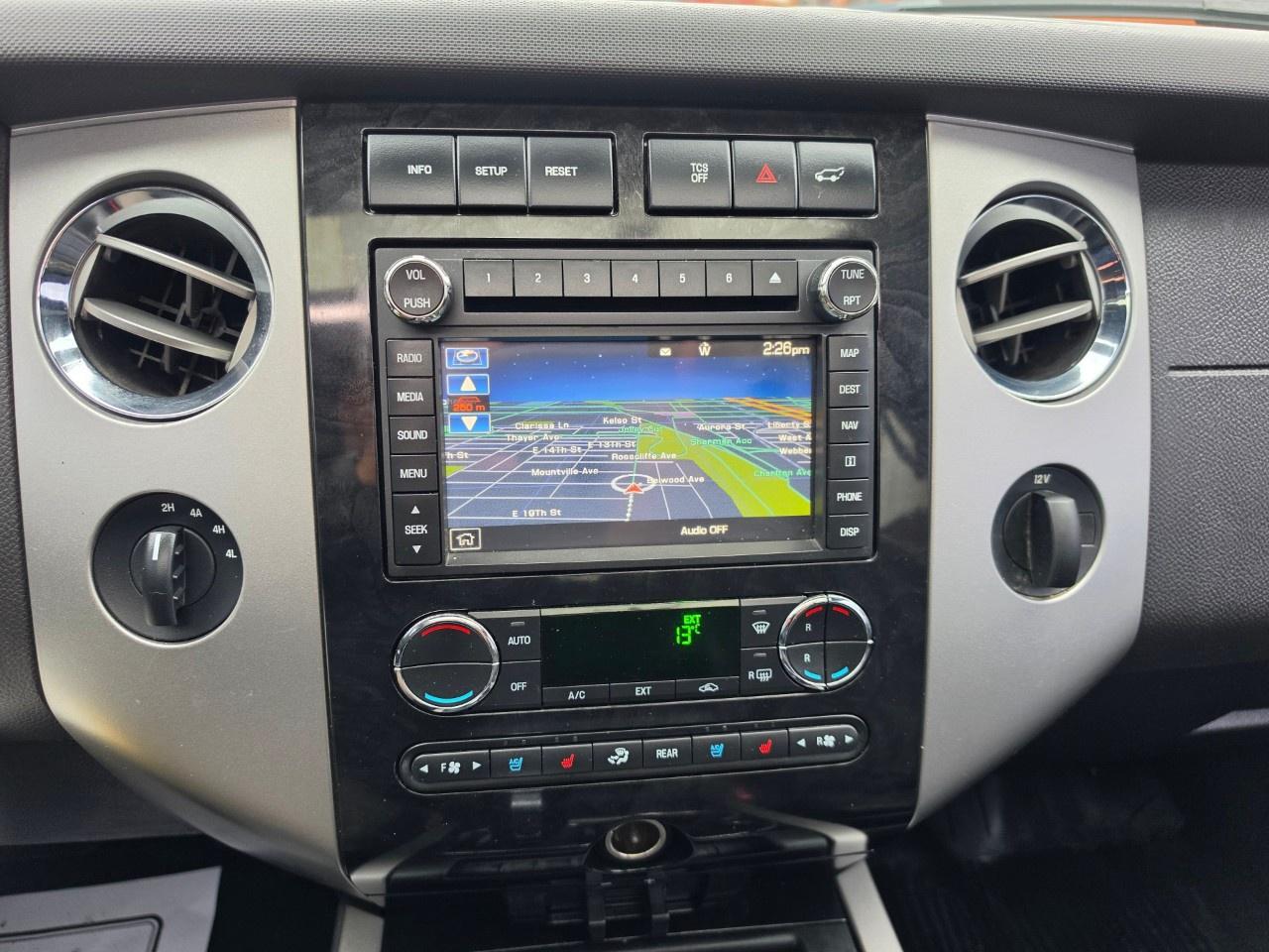 2014 Ford Expedition 4WD 4dr Limited Photo