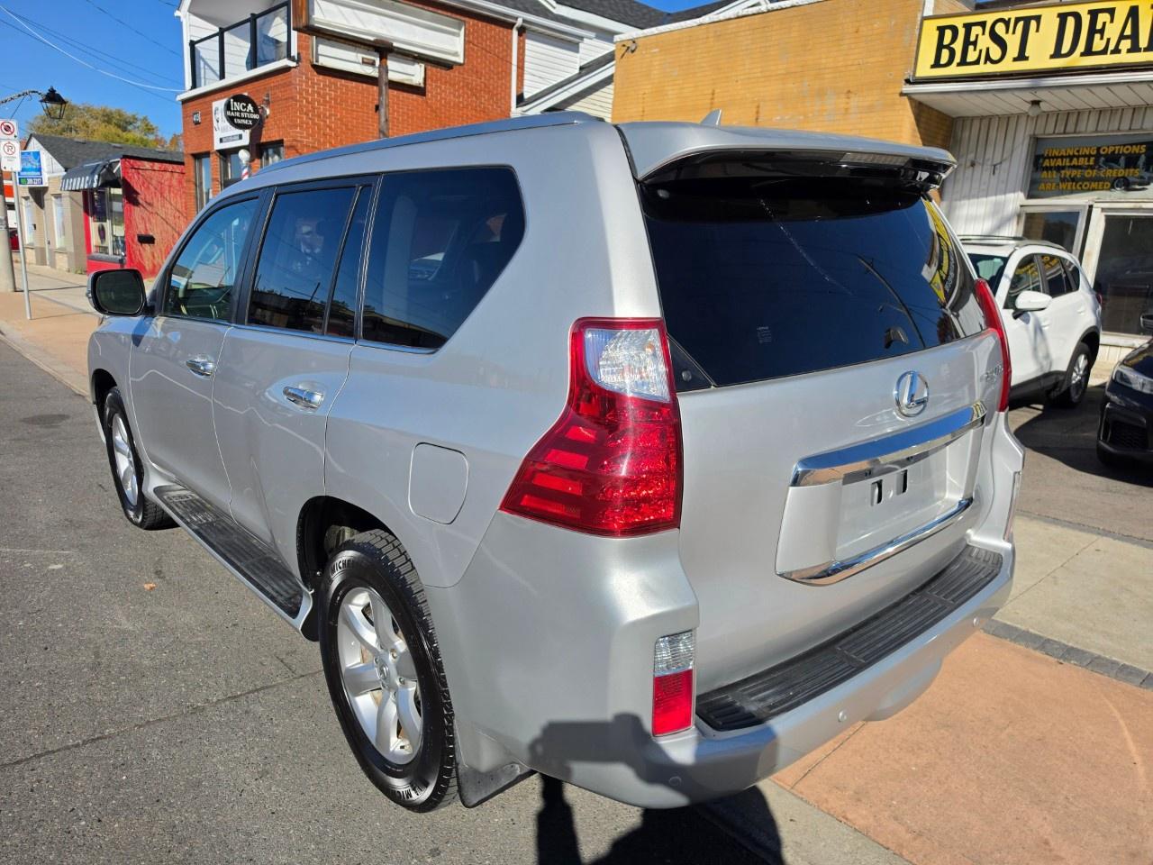 2011 Lexus GX 460 4WD 4dr Photo