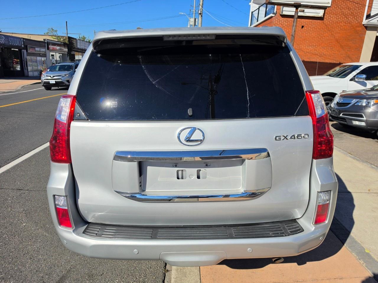 2011 Lexus GX 460 4WD 4dr Photo