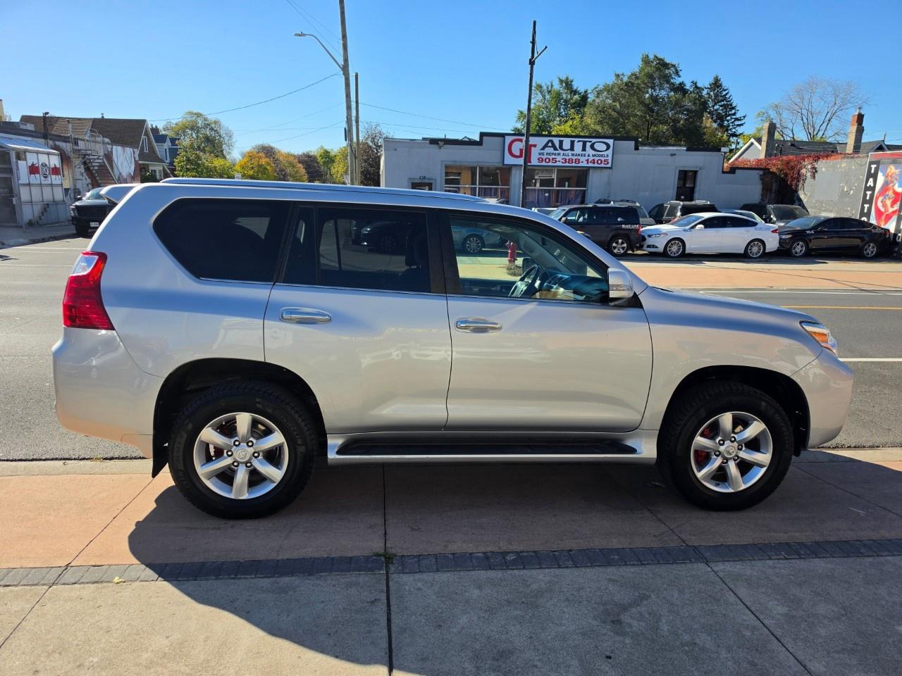 2011 Lexus GX 460 4WD 4dr Photo