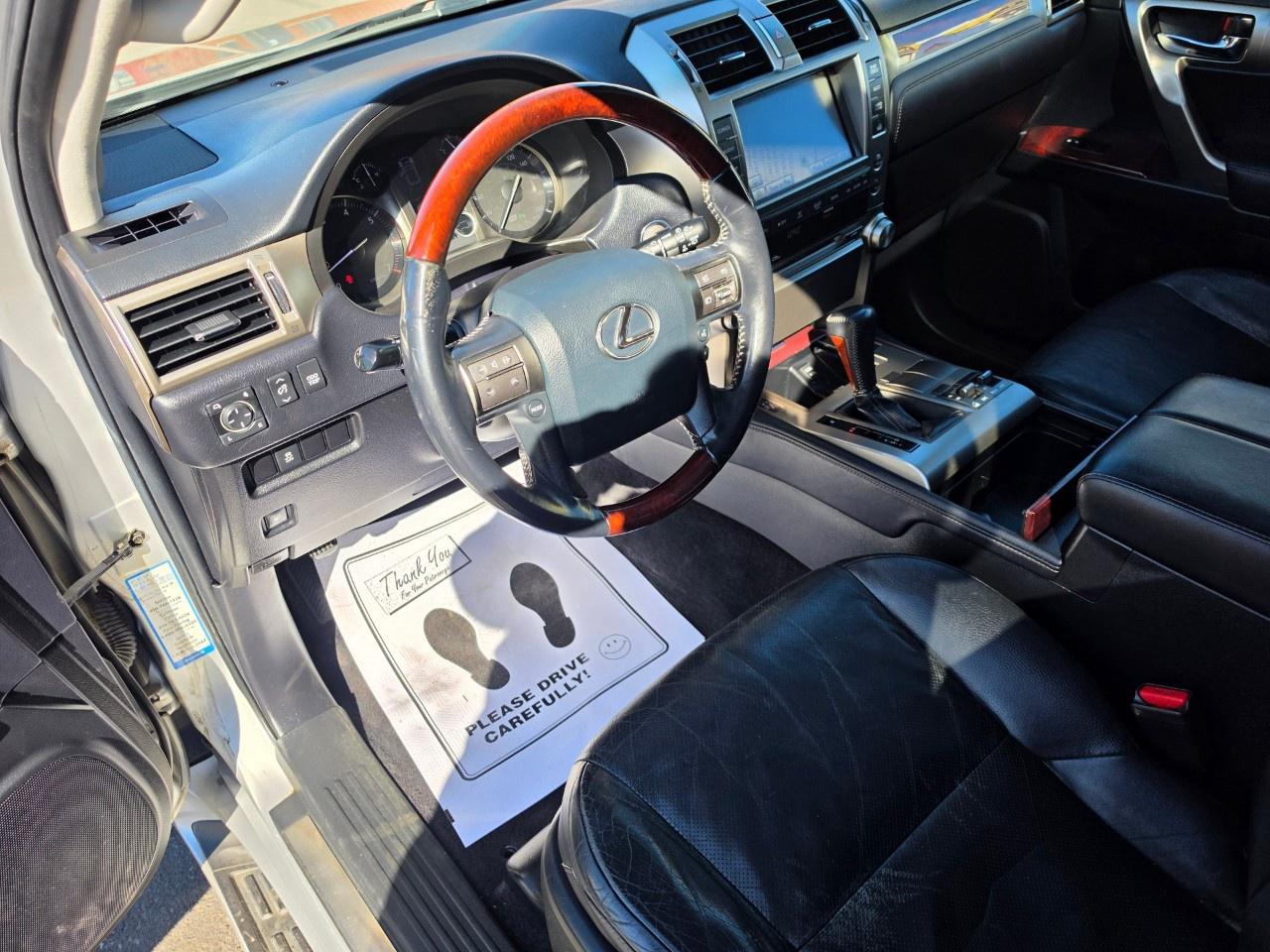 2011 Lexus GX 460 4WD 4dr Photo