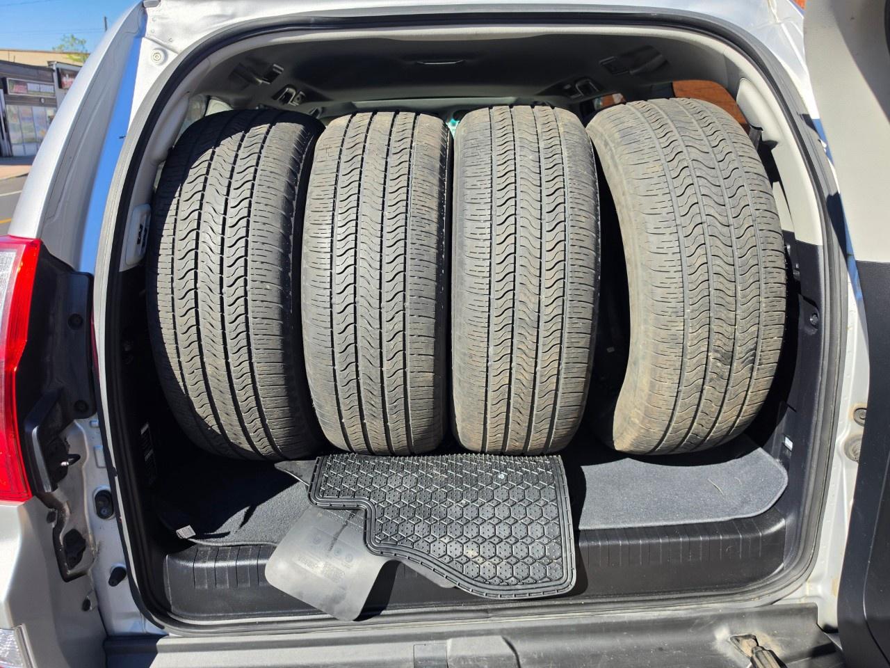 2011 Lexus GX 460 4WD 4dr Photo