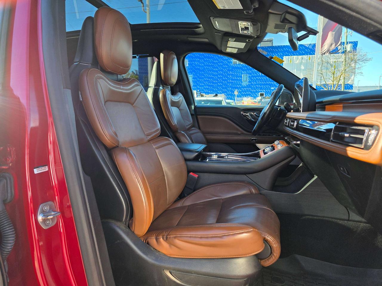 2020 Lincoln Aviator 6 PASSENGER RESERIVE CLEAN CARFAX Photo