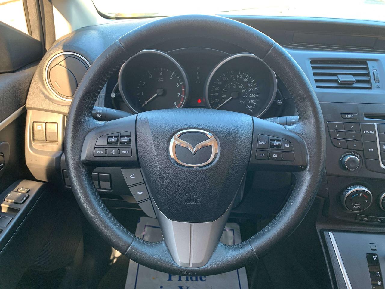 2014 Mazda 5 GS Photo