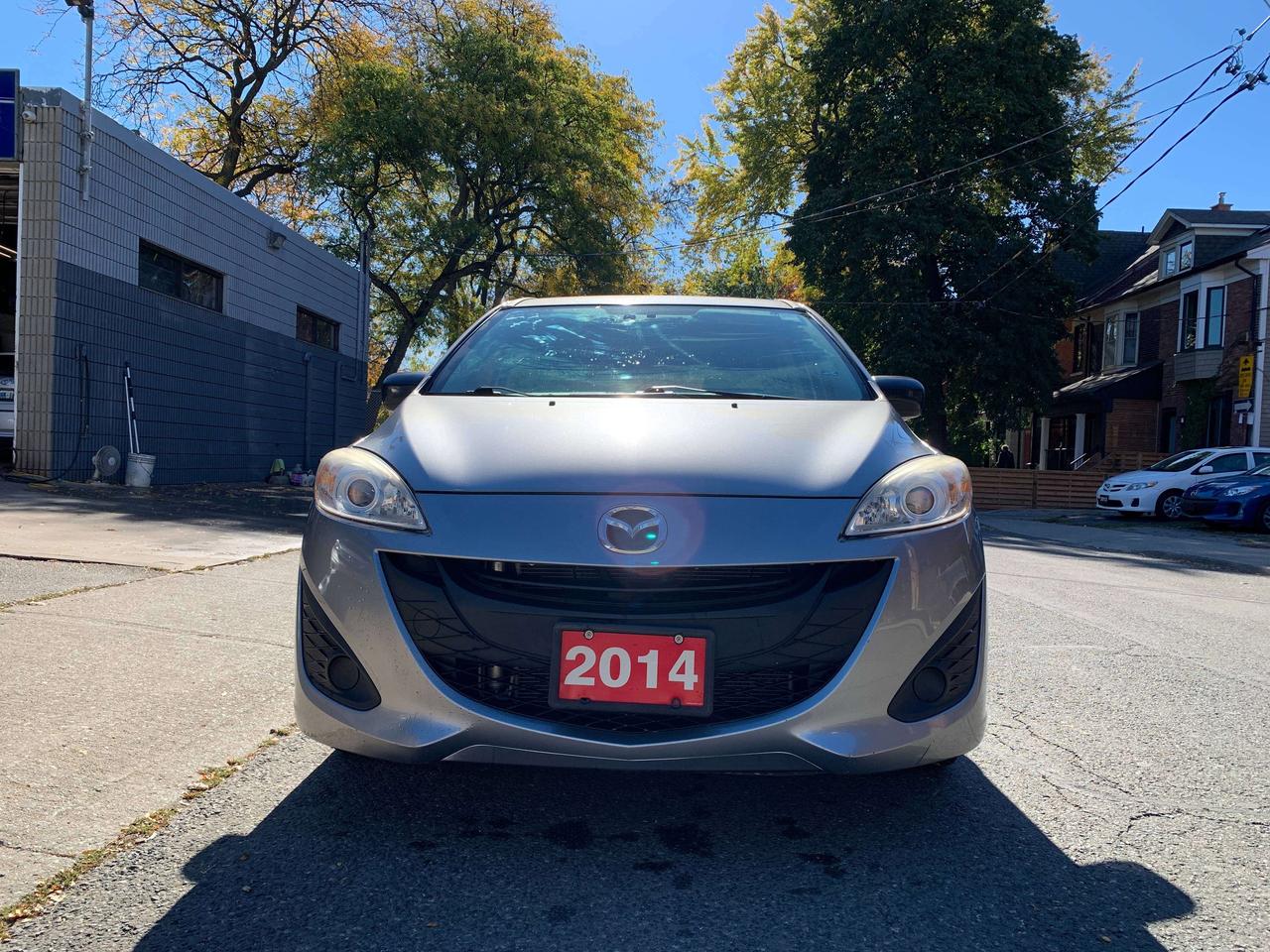 2014 Mazda 5 GS Photo