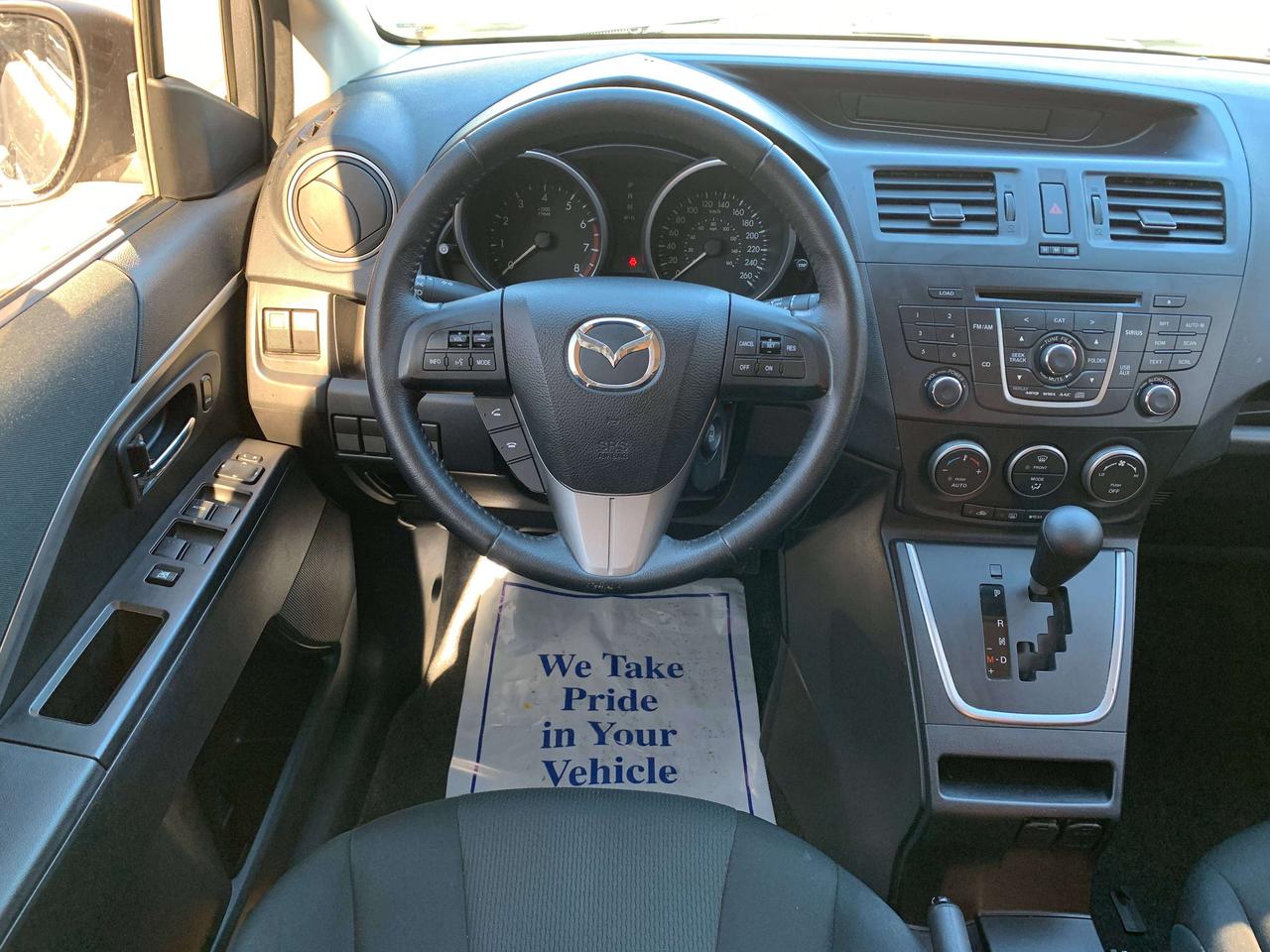 2014 Mazda 5 GS Photo
