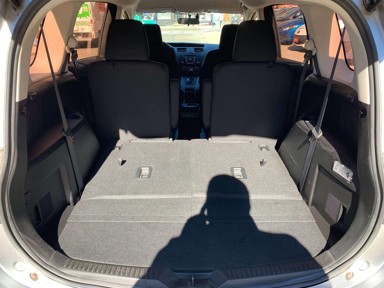 2014 Mazda 5 GS Photo