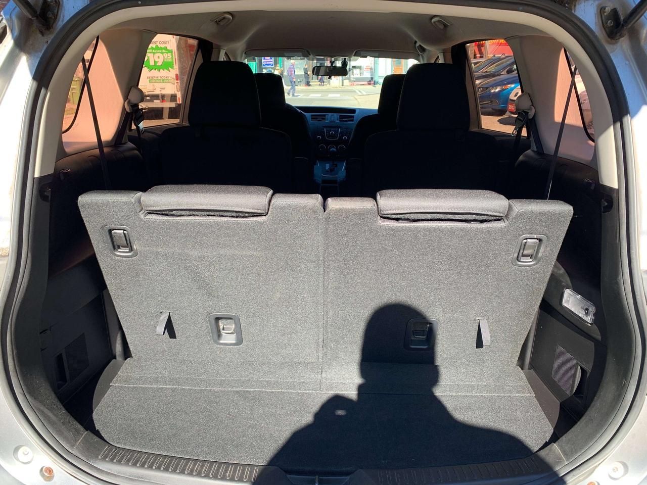 2014 Mazda 5 GS Photo