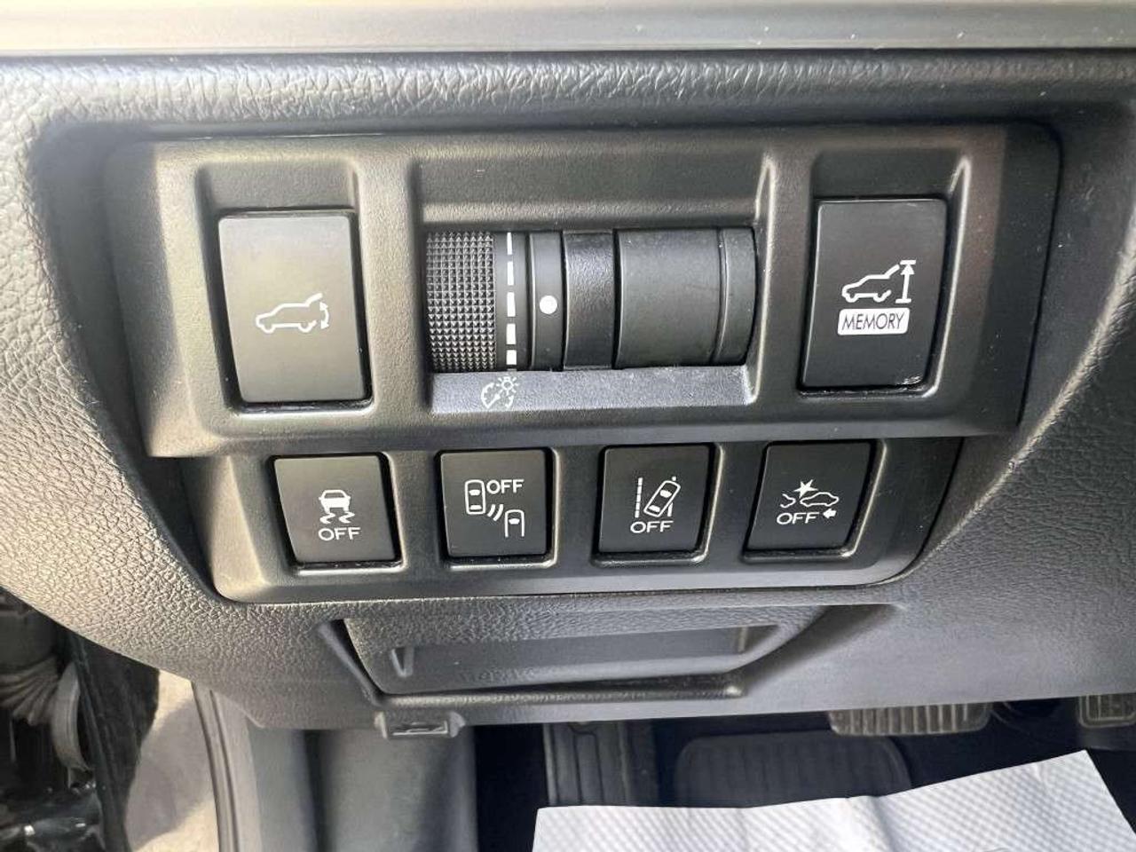 2019 Subaru Outback LIMITED Photo