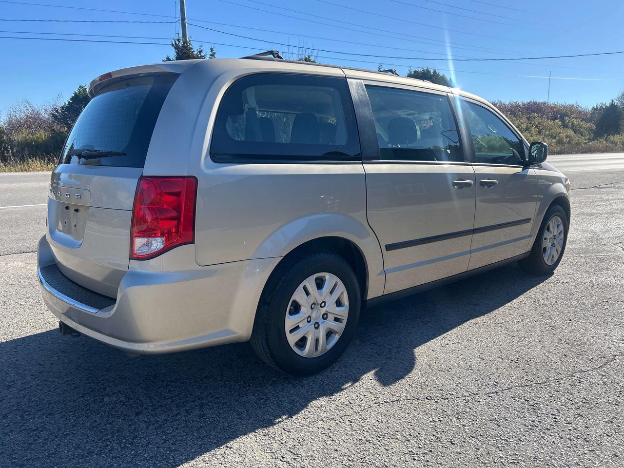 2016 Dodge Grand Caravan CANADA VALUE PACKAGE Photo4