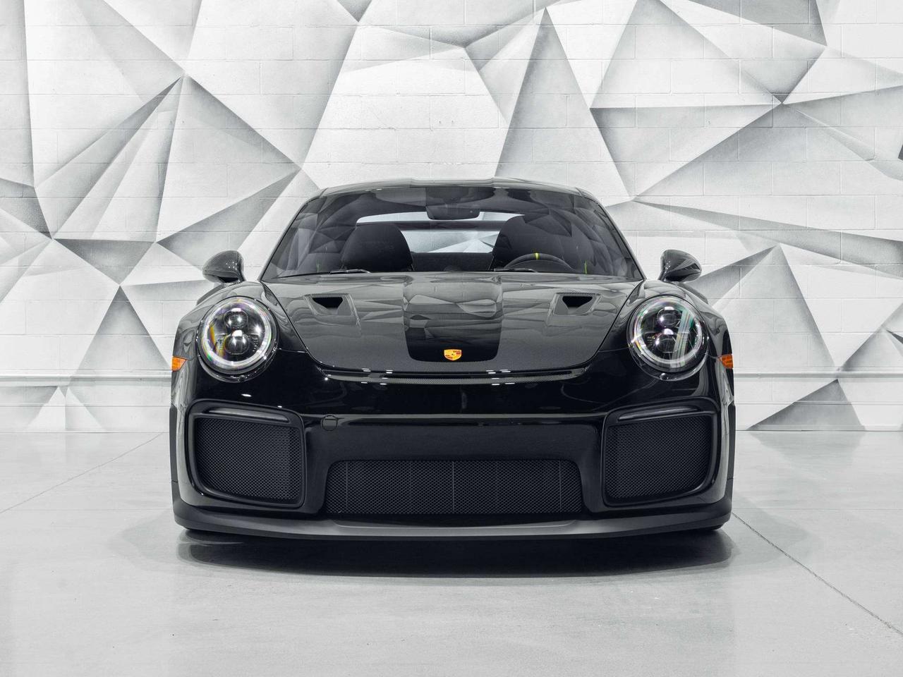 2018 Porsche 911 RS Photo5