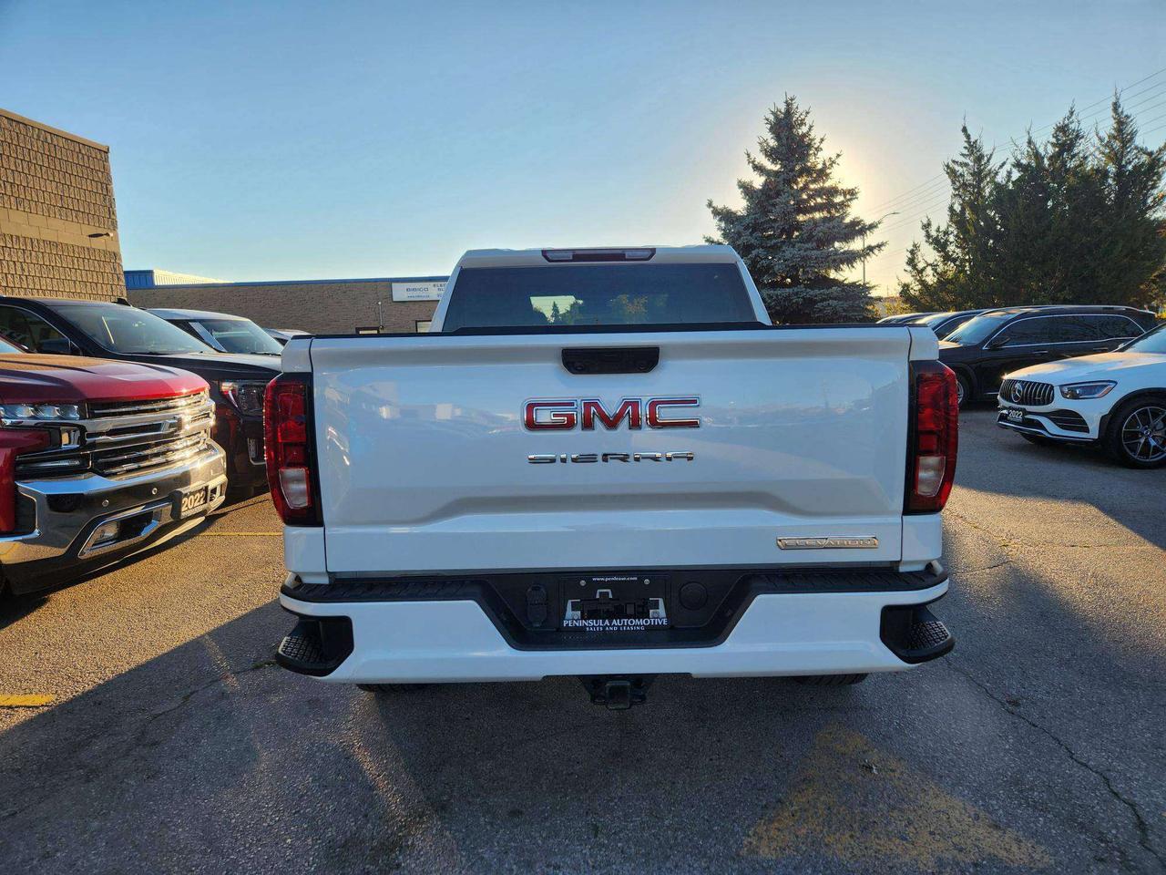 2026 GMC Sierra 1500 ELEVATION, 5.3LV8, CARPLAY, REMOTE STARTER Photo
