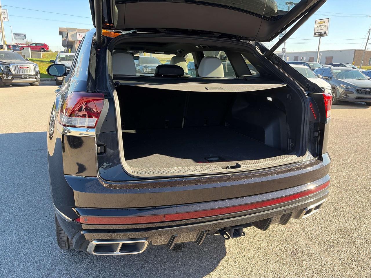 2024 Volkswagen Atlas Execline R-LINE Photo